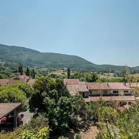 Nyaraló Notre Dame *